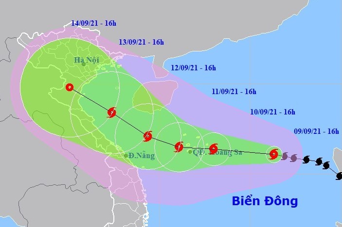 Bão CONSON giật cấp 12, hướng vào Bắc miền Trung và tiếp tục mạnh thêm