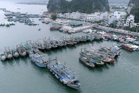 Bão CONSON giật cấp 12, hướng vào Bắc miền Trung và tiếp tục mạnh thêm