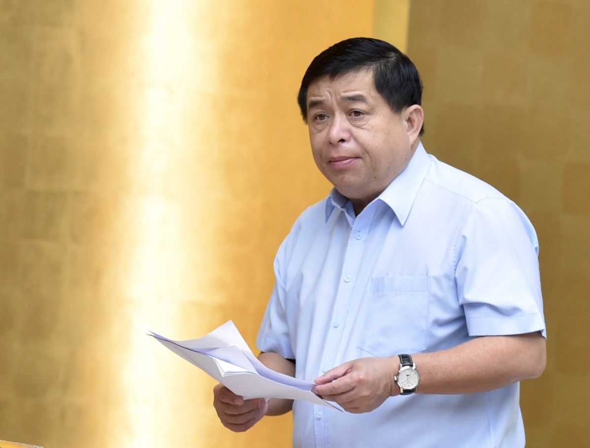 Thủ tướng phê bình nghiêm khắc những nơi chậm trễ, đốc thúc giải ngân khoản vốn 250 nghìn tỷ đồng