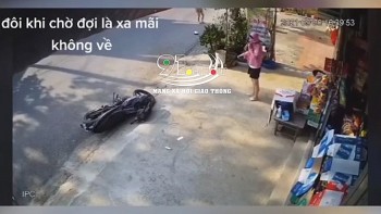 Dừng xe không sát lề đường, chủ xe Exciter bị ôtô con tông "bay" hàng chục mét