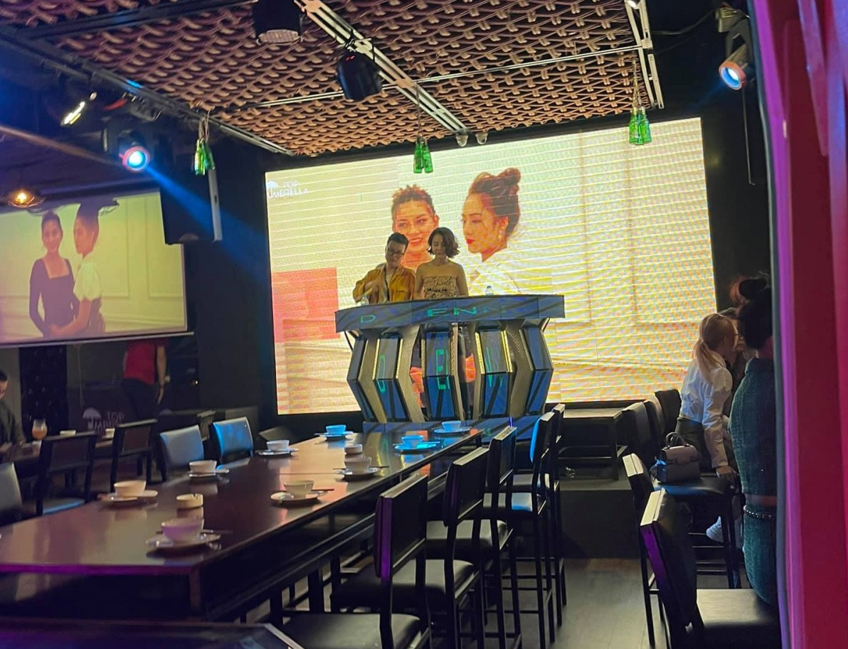 Quán bar, karaoke, vũ trường được mở lại khi nào?