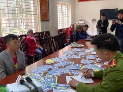Phát hiện gần nghìn vé giả trận Việt Nam – Thái Lan