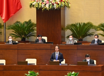 Học tập trực tuyến trong điều kiện khó khăn, thiếu thốn gây ra nhiều hệ lụy, ảnh hưởng tiêu cực