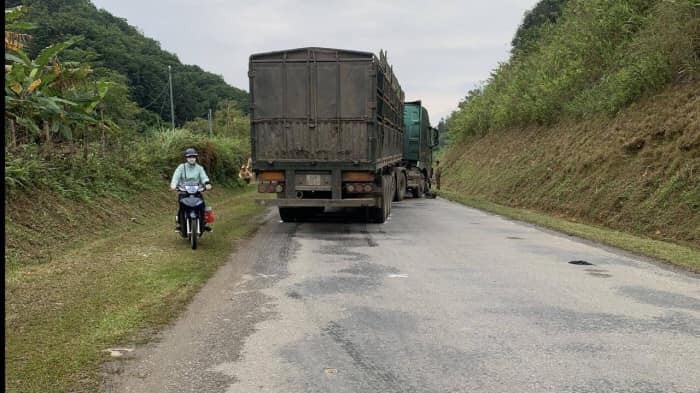Toàn cảnh vụ tai nạn kinh hoàng giữa container và xe tải khiến 1 người thương vong
