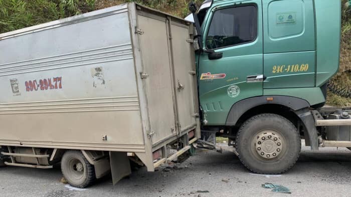 Toàn cảnh vụ tai nạn kinh hoàng giữa container và xe tải khiến 1 người thương vong