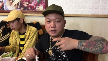 Hàng loạt 