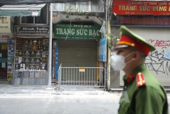 Hà Nội: Có thể hạn chế/dừng các dịch vụ không thiết yếu tùy cấp độ dịch