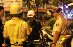 thuc hu nam thanh nien thong chot kiem tra nong nong do con tong thang vao o to tu vong