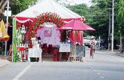 Dựng rạp đám cưới giữa đường sẽ bị phạt 3 triệu đồng