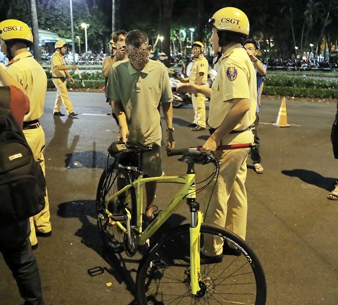 di xe dap mat phanh hoac phanh khong an se bi xu phat 300000 dong