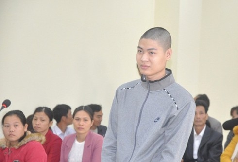 hoang tuong bi lay hiv tu hang xom nam thanh nien dam chet be trai 11 tuoi