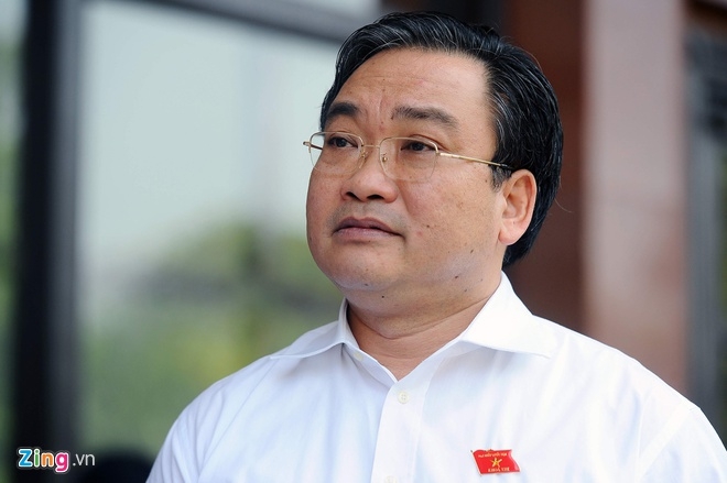 Xem xét thi hành kỷ luật ông Hoàng Trung Hải ubkt trung uong de nghi bo chinh tri thi hanh ky luat ong hoang trung hai