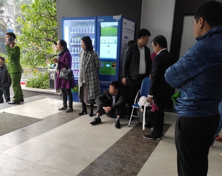 vu be gai roi tu tang 25 chung cu star tower xuong dat tu vong gia dinh chua kip lam rao chan