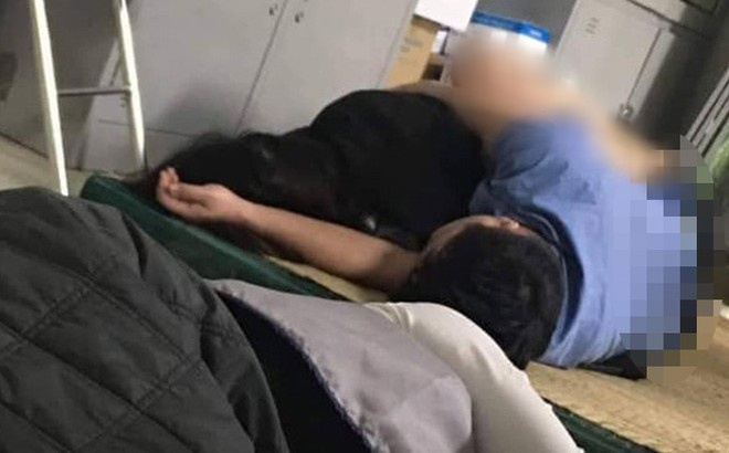 nam bac si bi to om nu sinh thuc tap ngu trong ca truc neu ly do coi quan dai