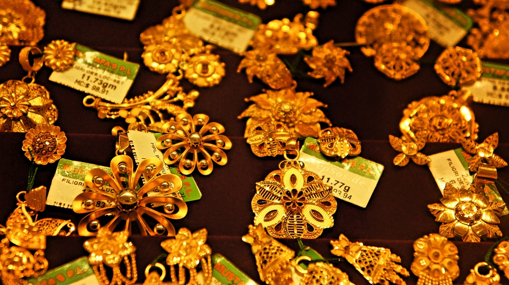 gia vang ngay 251 virus corona hoanh hanh day gia vang tang vot