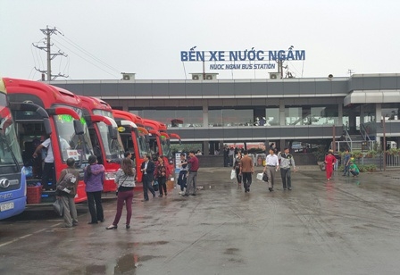 tam dung hoat dong tuyen xe khach ha noi trung quoc