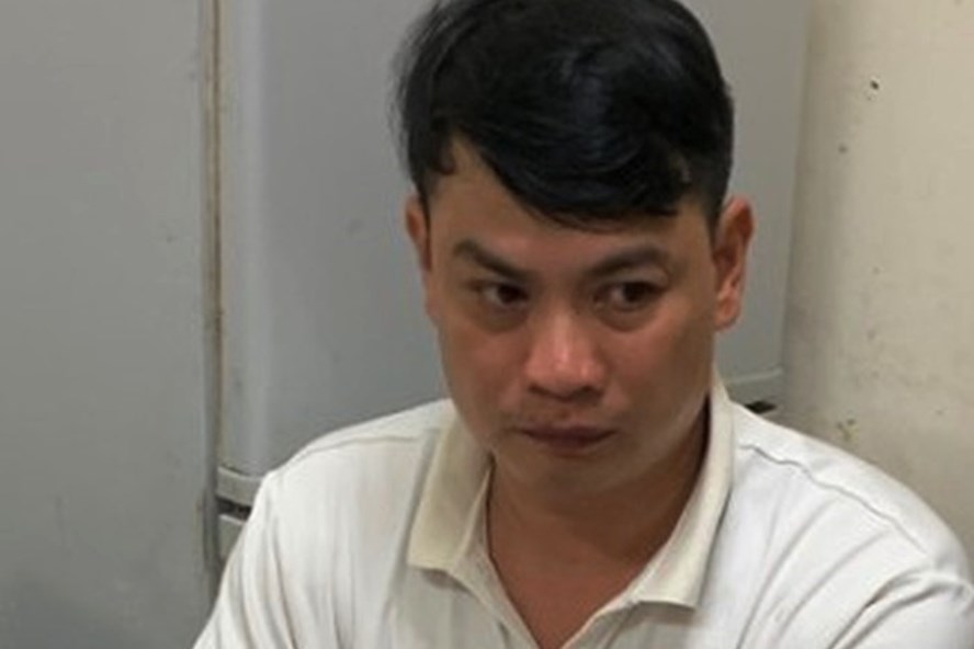 doat mang vo trong bua com vi bi doa dap kinh be guong o to