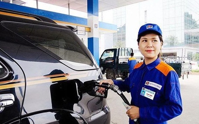 dich benh covid 19 keo gia xang giam manh gan 800 donglit