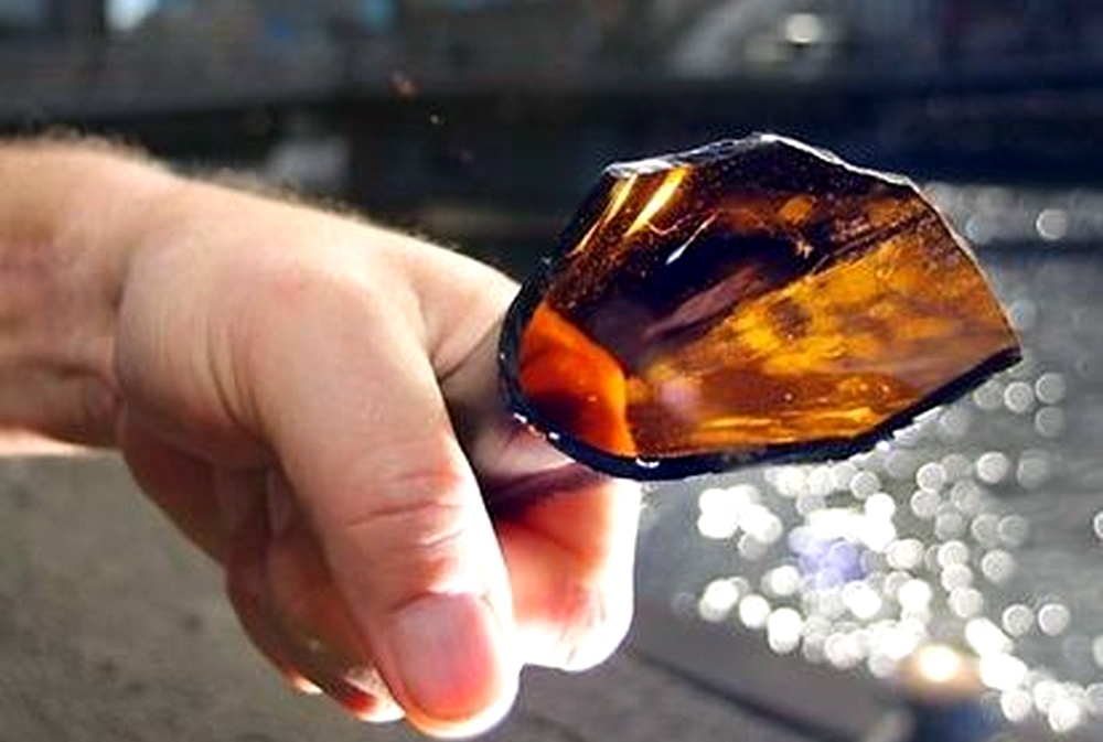 nhau say dung dao nem cong an co gai tre linh 9 thang tu