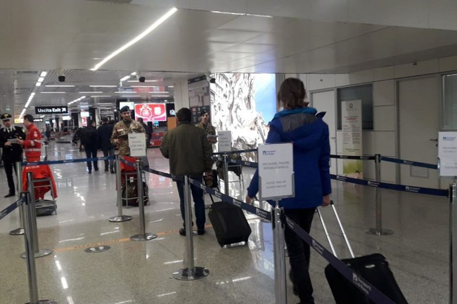 hang tram nguoi nghi nhiem covid 19 tai italy them 6 ca duong tinh