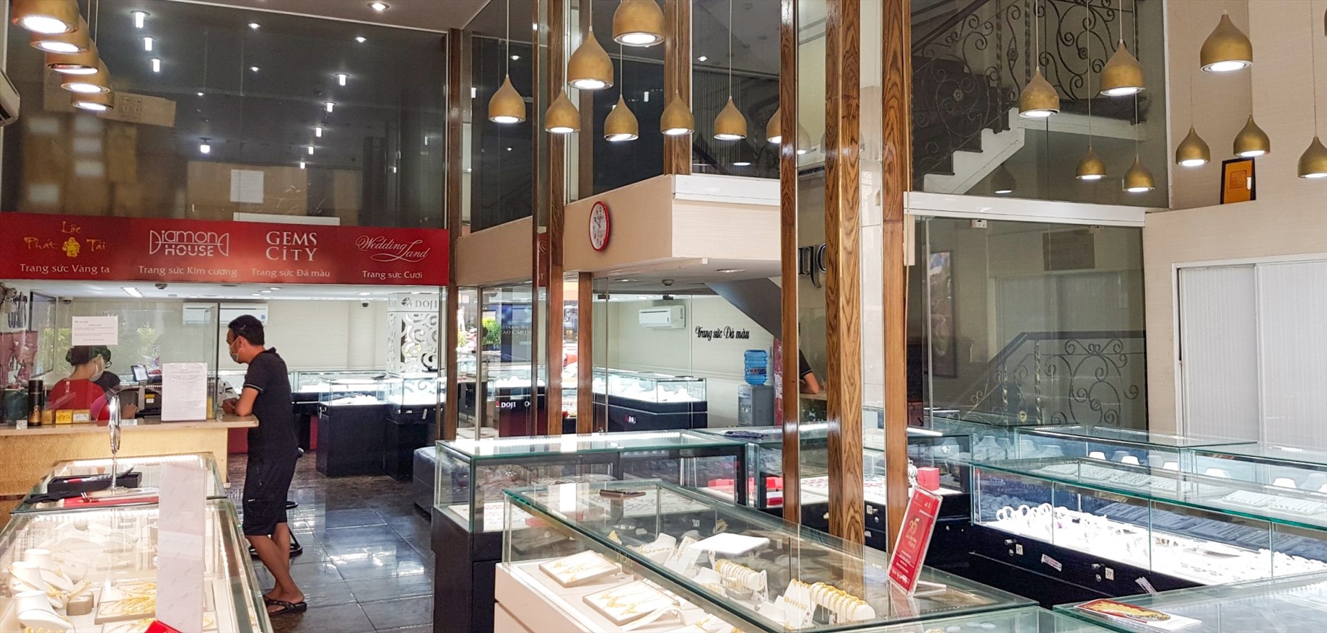 di tu hung yen len ha noi xep hang ban 9 cay vang chot loi