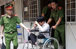 tin phap luat 24h nong nhat hom nay 13 danh o to trom do noi that biet thu vang chu giua ban ngay