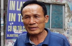vu chay nha khien 3 me con tu vong nguoi chong mua xang ve dot