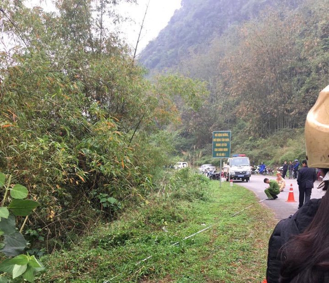 Ô tô lao xuống sông, nữ nhân viên trung tâm đào tạo lái xe tử vong o to lao xuong song nu nhan vien trung tam dao tao lai xe tu vong