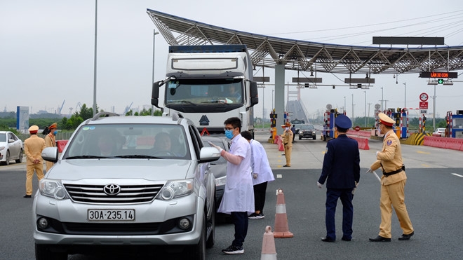 quang ninh lap 8 chot kiem soat dich covid 19