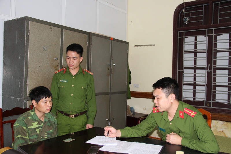 Đối tượng tưới xăng đốt nhà em gái khiến 3 người tử vong khai gì? doi tuong tuoi xang dot nha em gai khien 3 nguoi tu vong khai gi