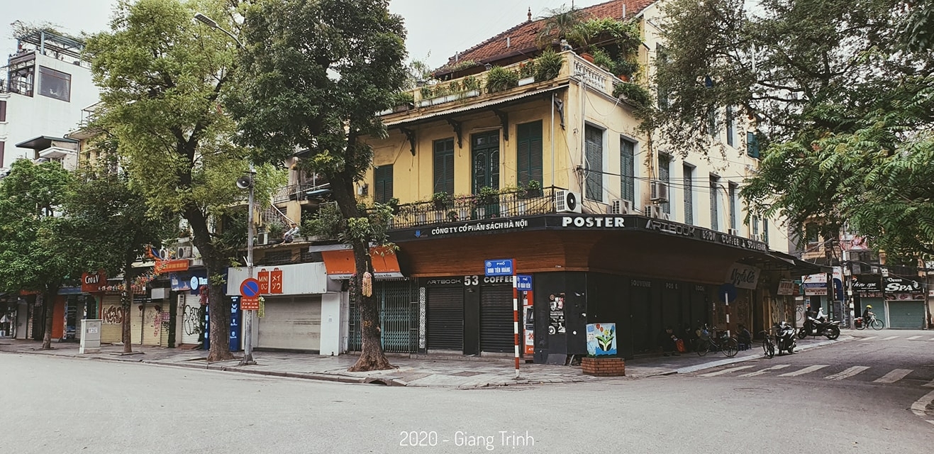quan xa dong cua pho phuong ha noi vang lang giua mua dich covid 19