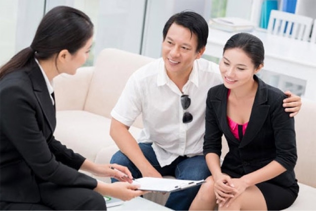 cac cong ty bao hiem tranh gay hieu lam khi gioi thieu quyen loi bao hiem covid 19