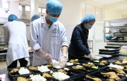 Người cách ly tập trung do dịch COVID-19 được hỗ trợ như thế nào?