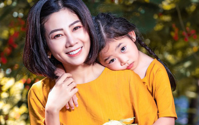 loi bai hat ngu di con mai phuong hat tang con gai truoc khi tu gia cuoc doi