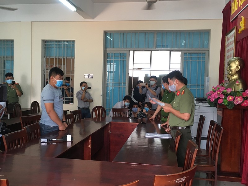 tung tin phong toa tphcm nam thanh nien bi phat 10 trieu dong