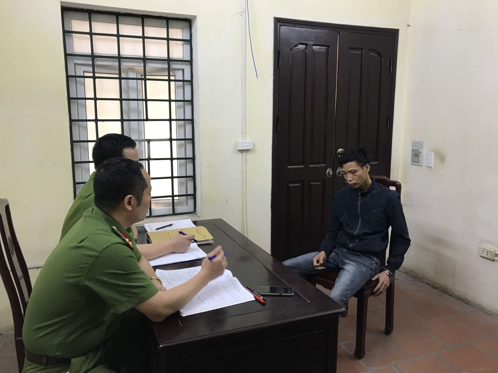 tin phap luat 24h nong nhat hom nay 313 cuu bo truong nguyen bac son lai sap hau toa