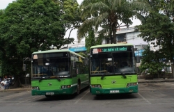 xe buyt ha noi hoat dong tro lai tu 45 cho khong qua 30 nguoi cung luc