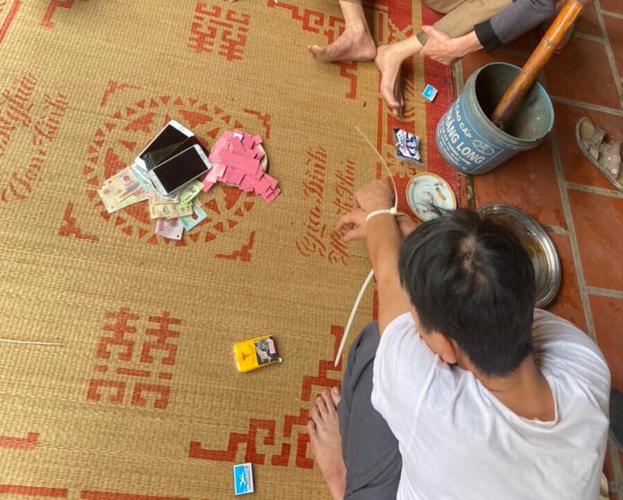 tin phap luat 24h 34 chau nghien game chem ba ngoai tu vong vi tuong cay chuoi