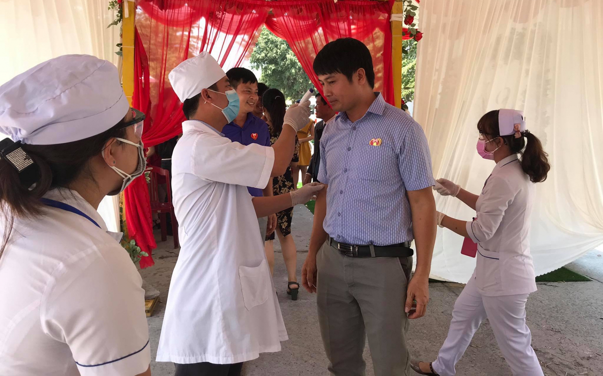 bo vhtt dl van dong nguoi dan lui thoi gian to chuc dam cuoi de phong chong covid 19