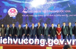 video nguoi dan an do dung may cay phun thuoc khu trung chong covid 19
