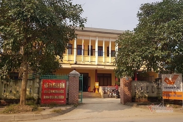 nu ke toan may mua voi chanh an huyen nhap vien do bi danh ghen