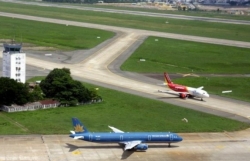 cac hang hang khong viet nam khong duoc xep khach qua 80 tong so ghe tren may bay