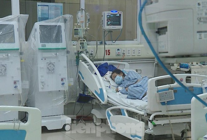 Dịch COVID-19: Có 4 bệnh nhân tình trạng bệnh nặng, nguy kịch dich covid 19 4 benh nhan nang chua thoat nguy co tu vong