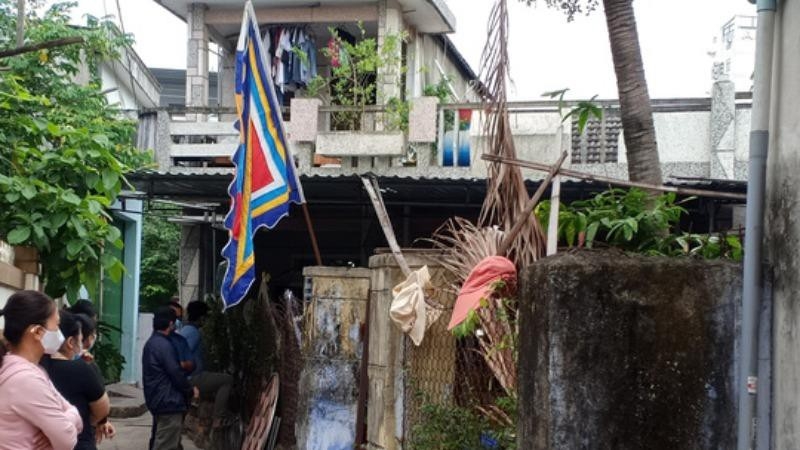 nu pho chu tich phuong tu vong trong tu the treo co tai nha rieng