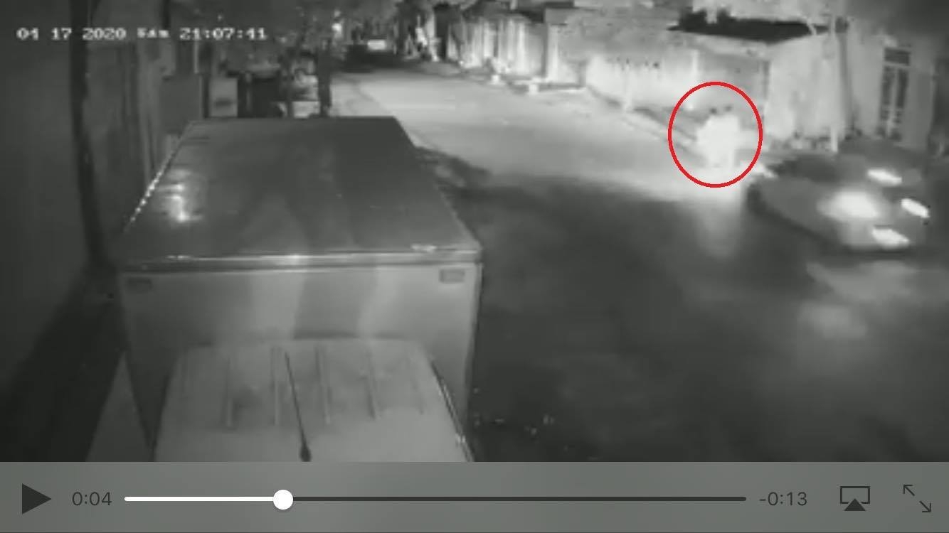 tai xe o to tong 2 chi em gai thuong vong roi bo tron thua nhan da dam vao vat gi do