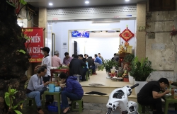 nguoi dan sai gon dao pho ha noi mo hang chuan bi don khach ngay dau dung cach ly