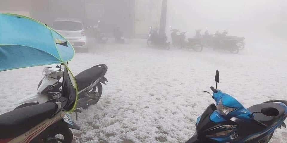 mua da kem dong loc lam 6 nguoi chet hang nghin ngoi nha bi hu hong