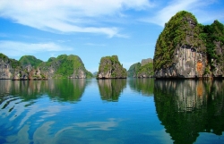 cat ba quan dao dep ky vi voi nhieu truyen thong lich su