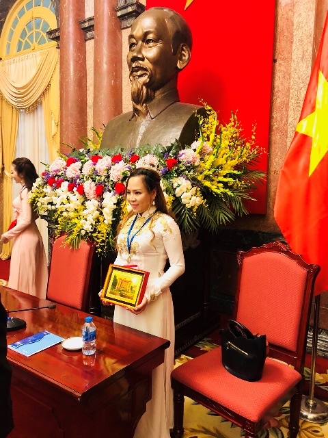 tin moi vu nu hoang van hoa tam linh hien ngan