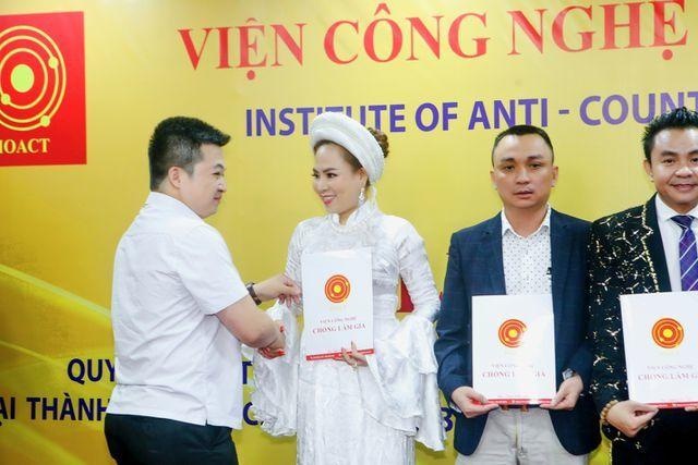 tin moi vu nu hoang van hoa tam linh hien ngan